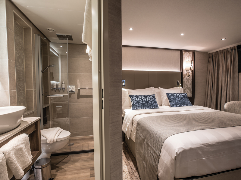 Category 2 Emerald Deck